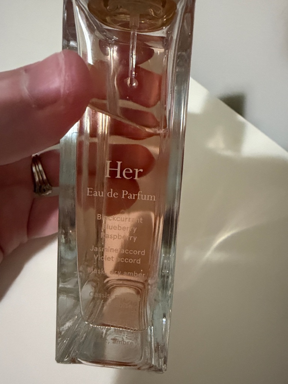 Burberry Her Perfume - Picture 5 of 8